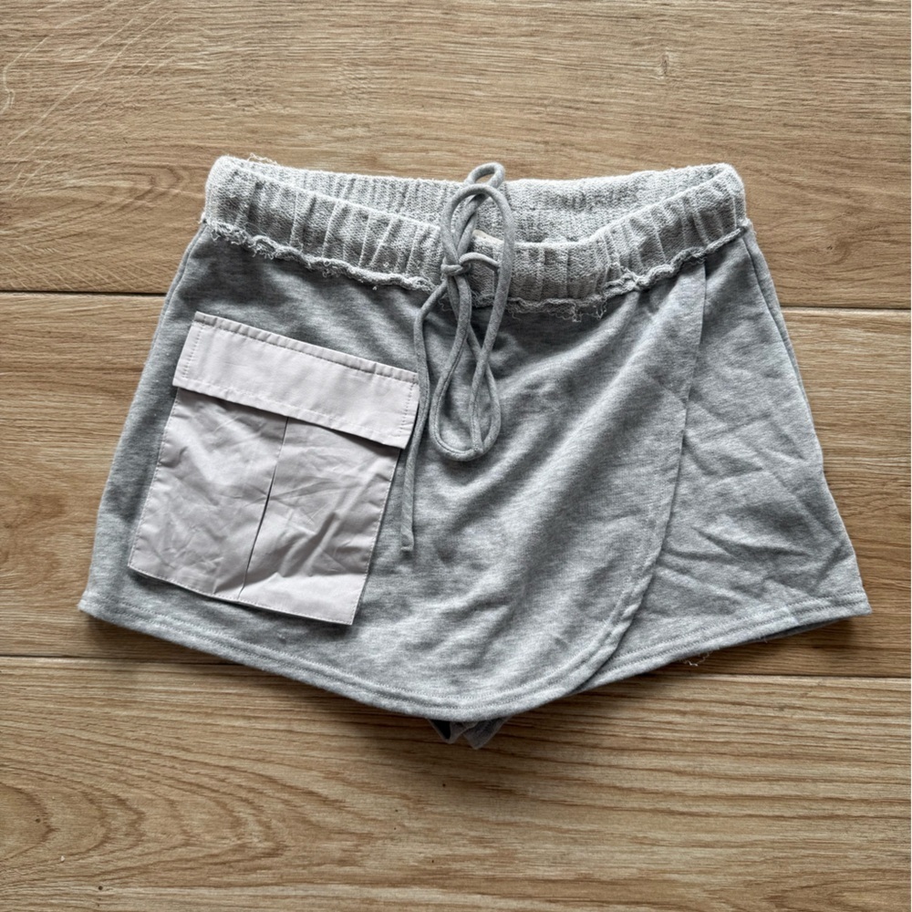 Illa Illa French Terry Front Pocket Skort - Picture 3 of 6